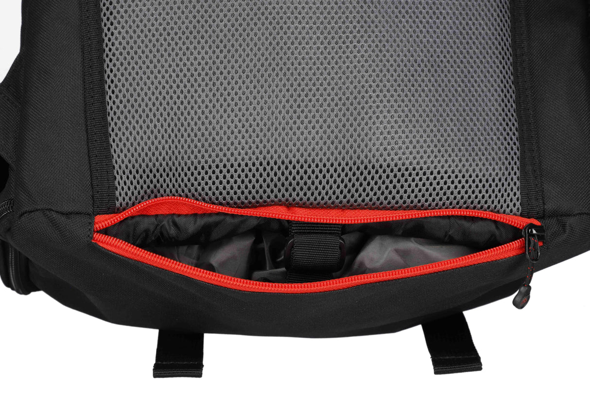 Mikado MFT Daypack 30 L reppu - Happy Angler