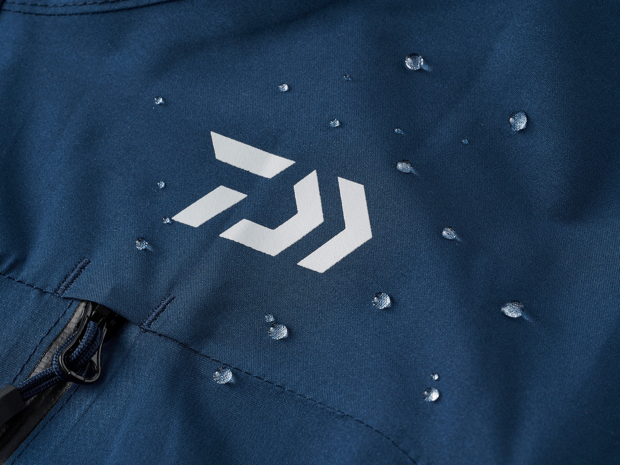 Daiwa Rainmax Winter Suit