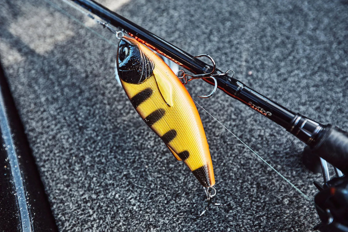 Lucky John Arrow Jerk 15S jerkki - Happy Angler