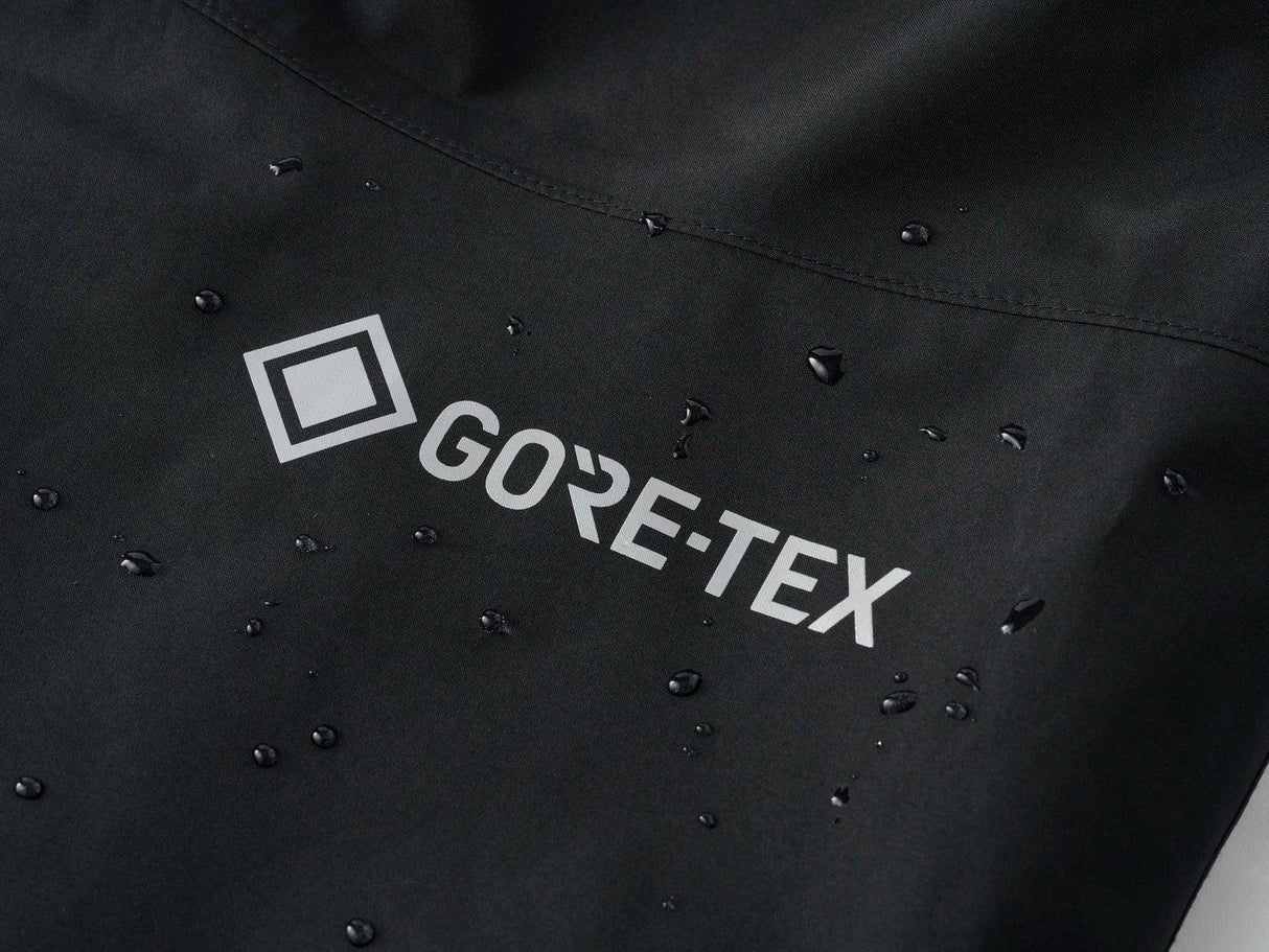 Daiwa Gore-Tex Winter Black lämpöpuku - Happy Angler