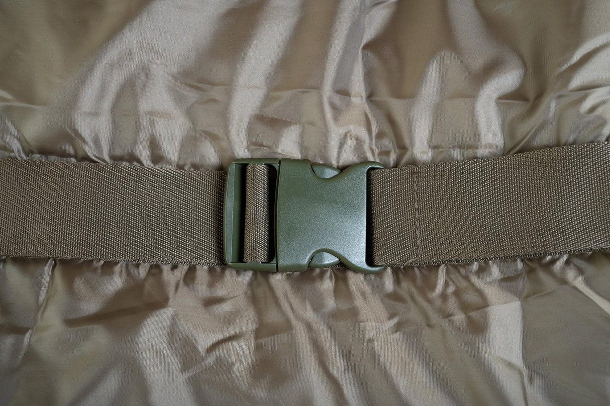 JRC Defender II makuupussi