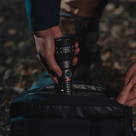 NEBO Luxtreme ladattava taskulamppu / hakuvalo - Happy Angler